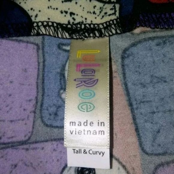 New Lularoe TC Walrus blocks leggings - Picture 3 of 3